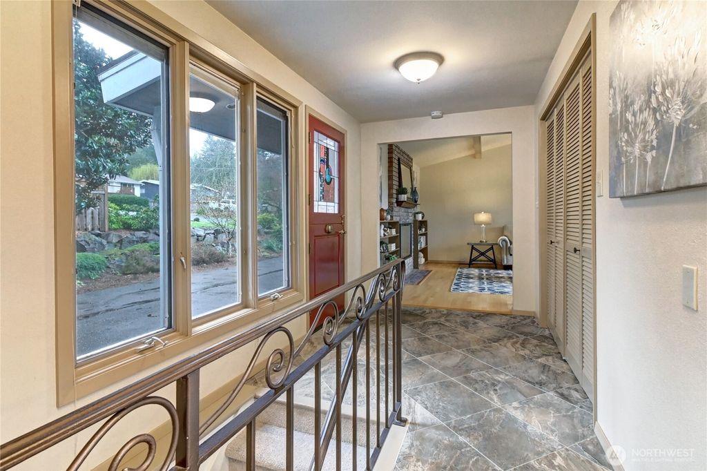 Photo of 9425 NE 181st Lane, Bothell, WA 98011 (MLS # 2500457)