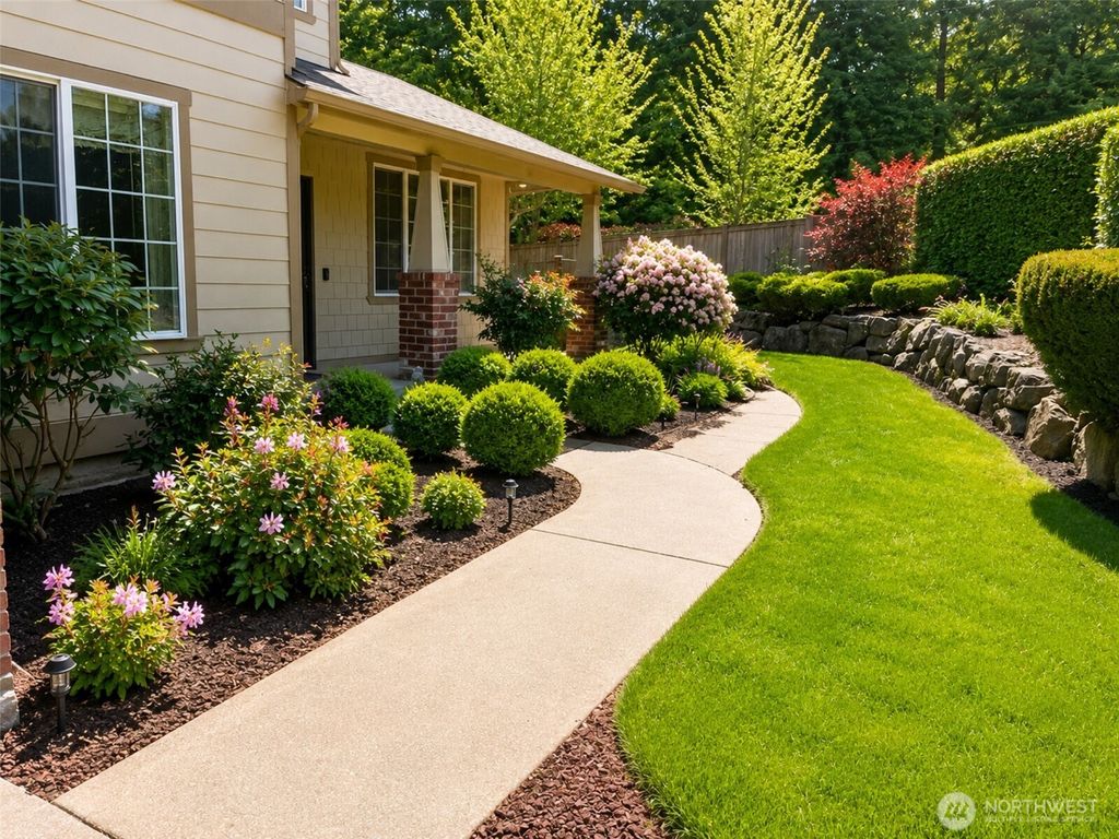 Photo of 9127 Surrey Lane SW, Mukilteo, WA 98275 (MLS # 2517436)