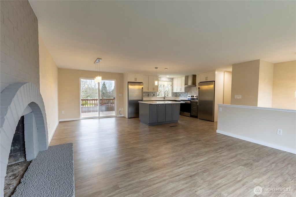 Photo of 5919 99th Place NE, Marysville, WA 98270 (MLS # 2491889)