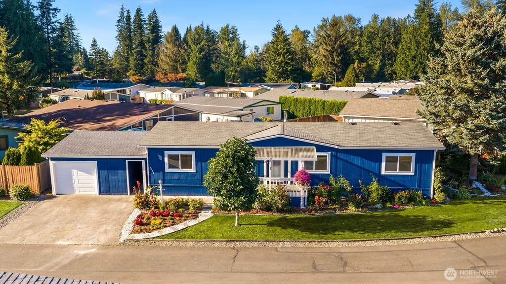 Photo of 2228 Anadoll Avenue, Enumclaw, WA 98022 (MLS # 2570157)