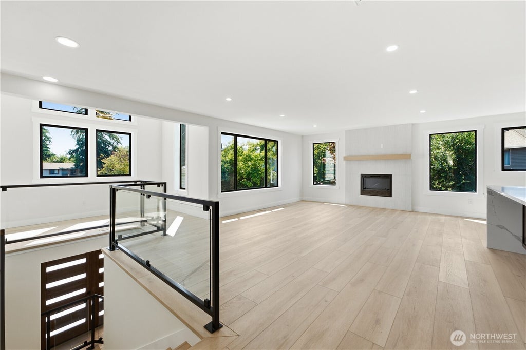 Photo of 13105 NE 87th Avenue, Kirkland, WA 98034 (MLS # 2581125)