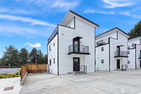 890 Magellan Avenue NE 1 Ocean Shores WA 98569
