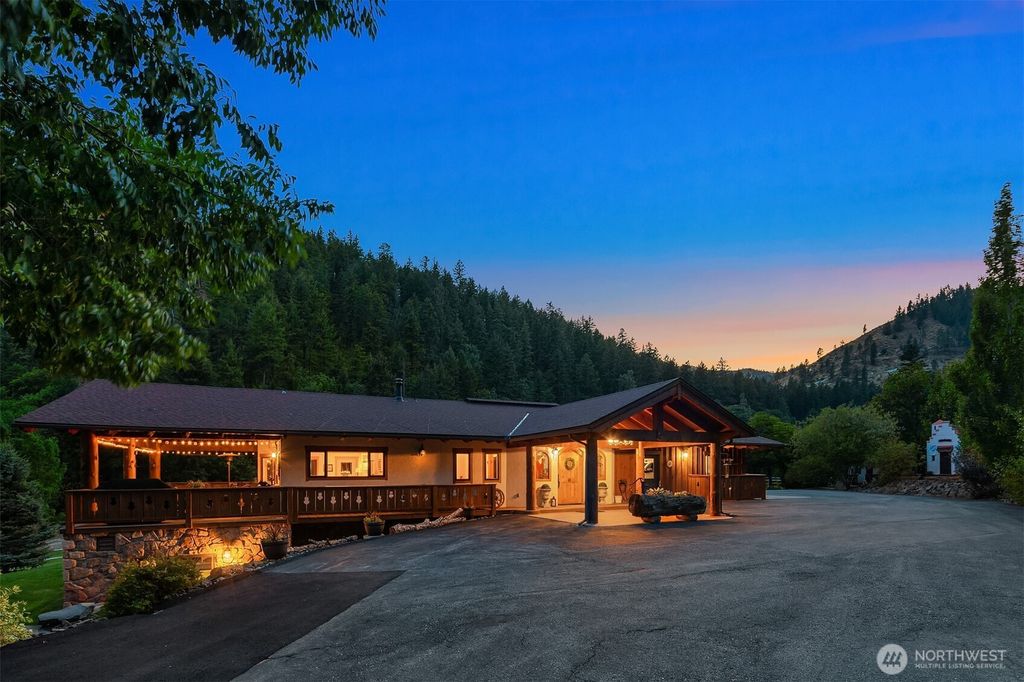 Photo of 951 Willems Road, Cashmere, WA 98815 (MLS # 2517665)