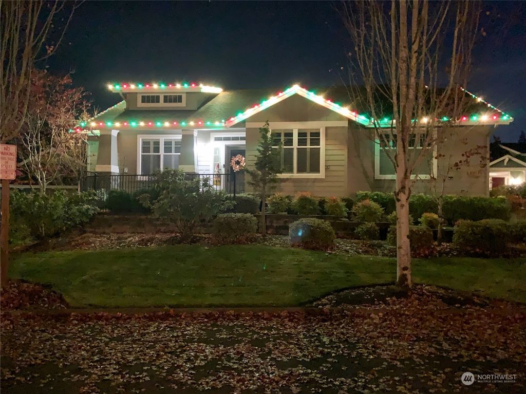 Photo of 23875 NE 124TH Terrace, Redmond, WA 98053 (MLS # 2326204)