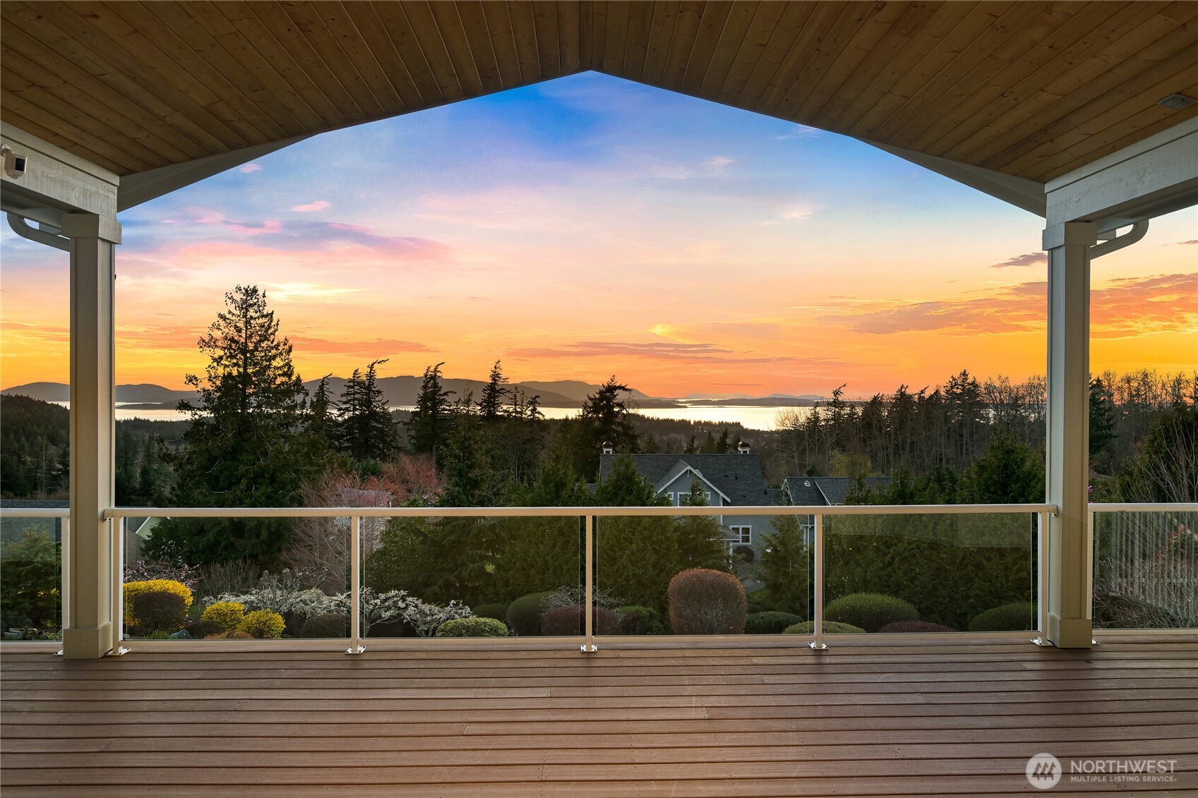 1900 Samish Crest Way