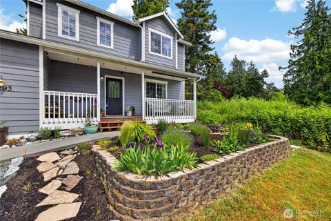 Photo of 1293 Halsey Drive, Coupeville, WA 98239 (MLS # 2530146)