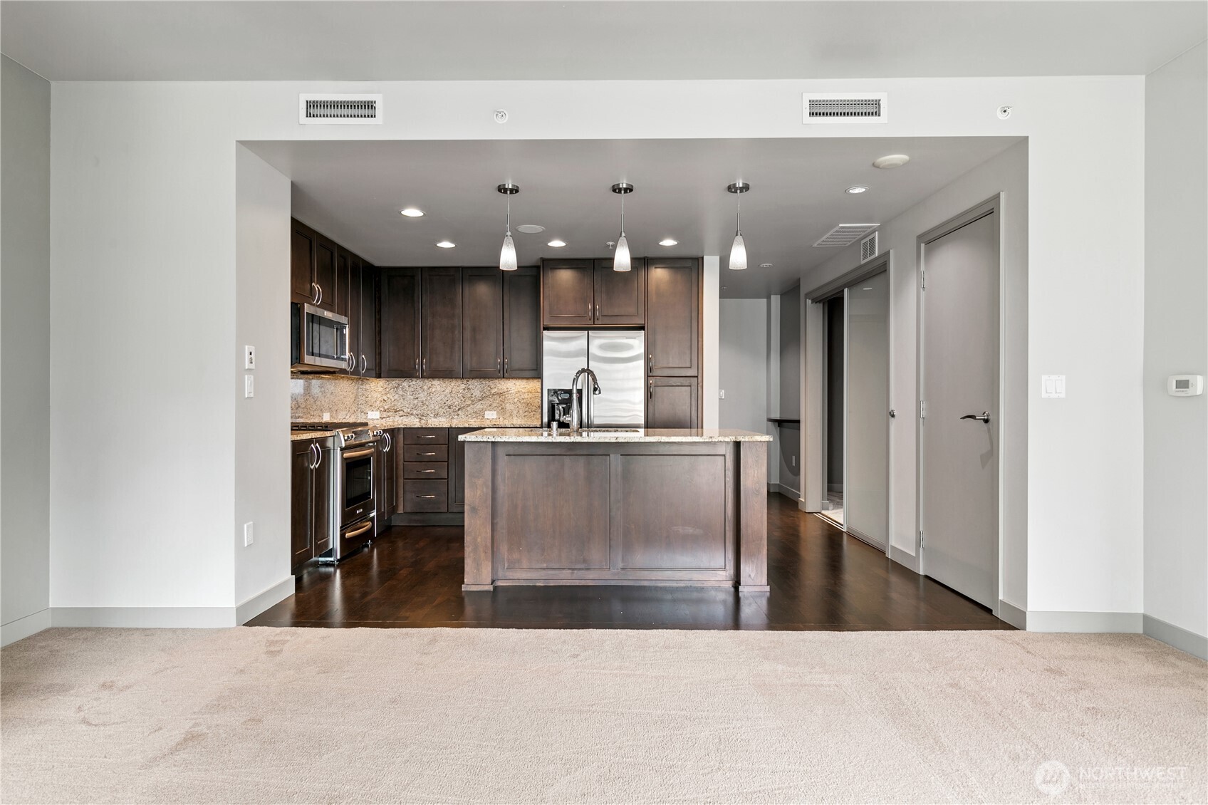 10650 NE 9th Place 1423