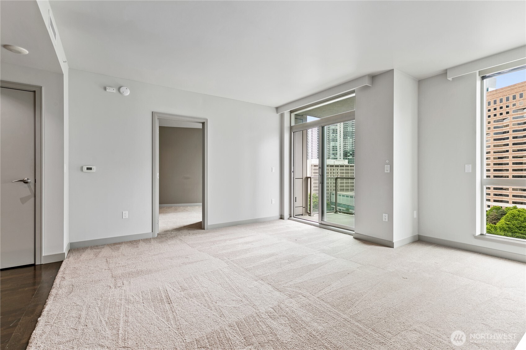 10650 NE 9th Place 1423