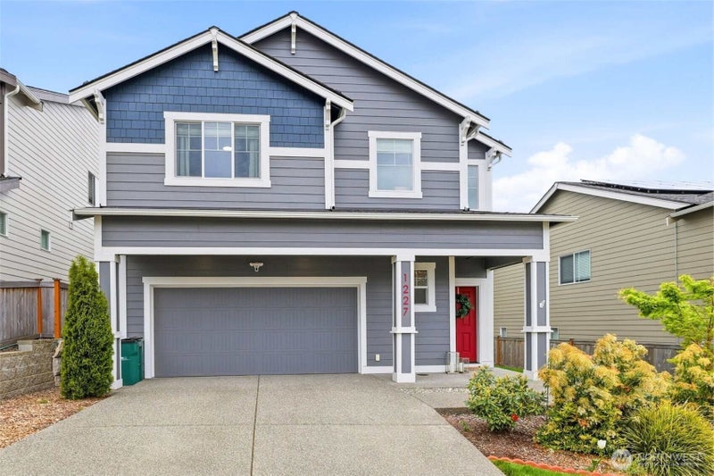 1227 Baker Heights Loop