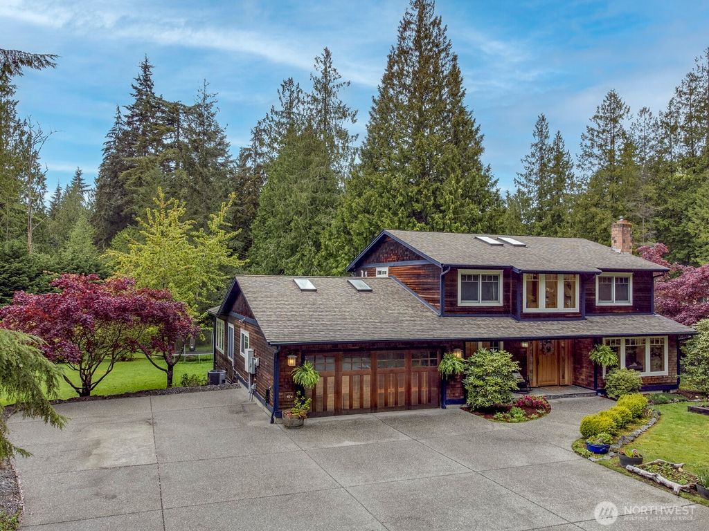 Photo of 13302 48th Place W, Edmonds, WA 98026 (MLS # 2368154)