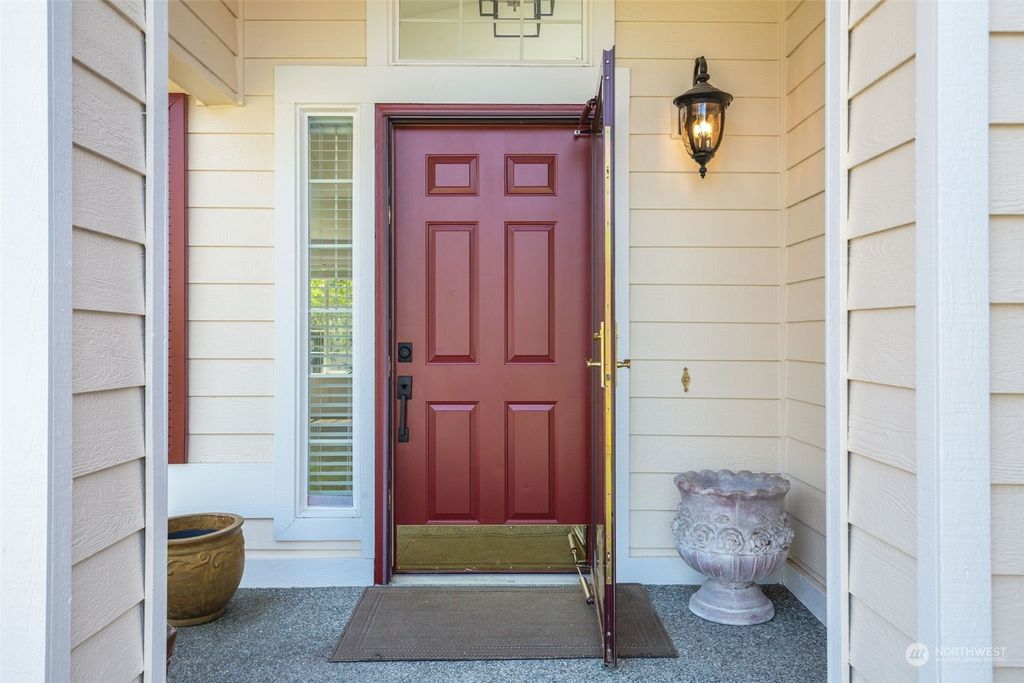 Photo of 5732 Parkview Lane, Everett, WA 98203 (MLS # 2245693)