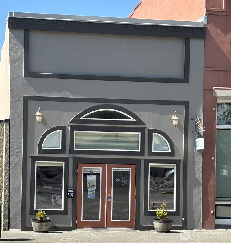307 E Main Street