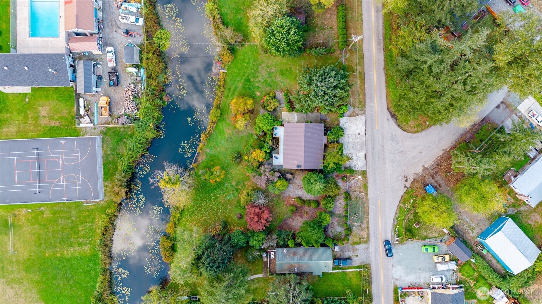 371 Lakeside Drive