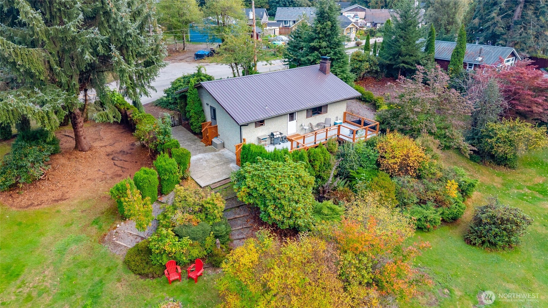 371 Lakeside Drive