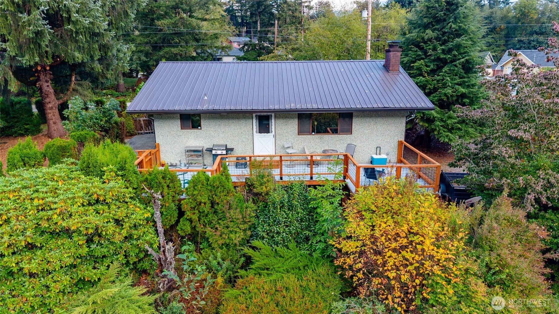 371 Lakeside Drive