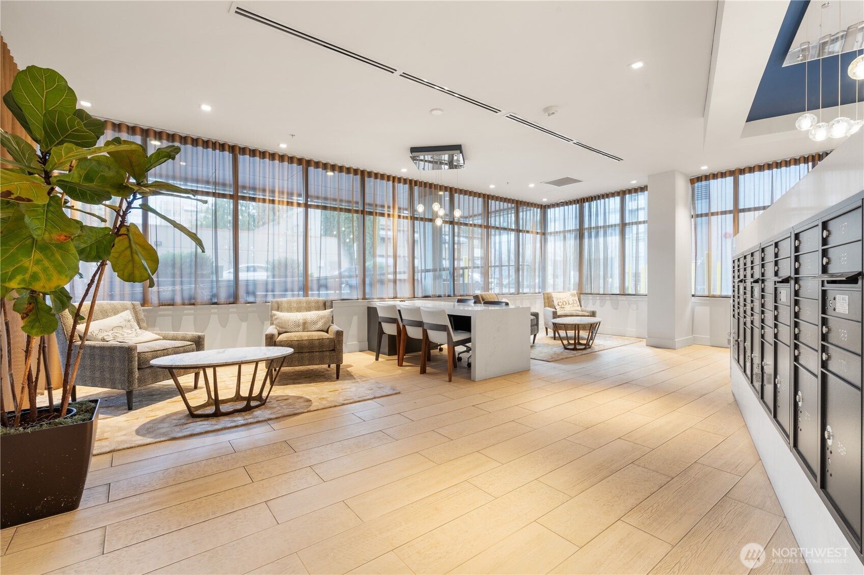 1085 103rd Avenue NE 617