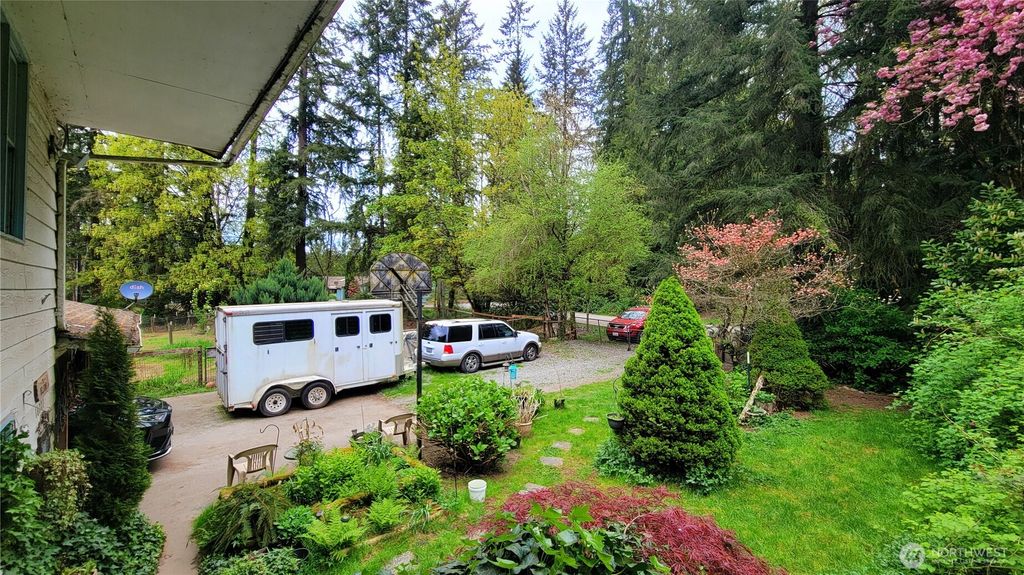 Photo of 16207 309th Avenue NE, Duvall, WA 98019 (MLS # 2514617)