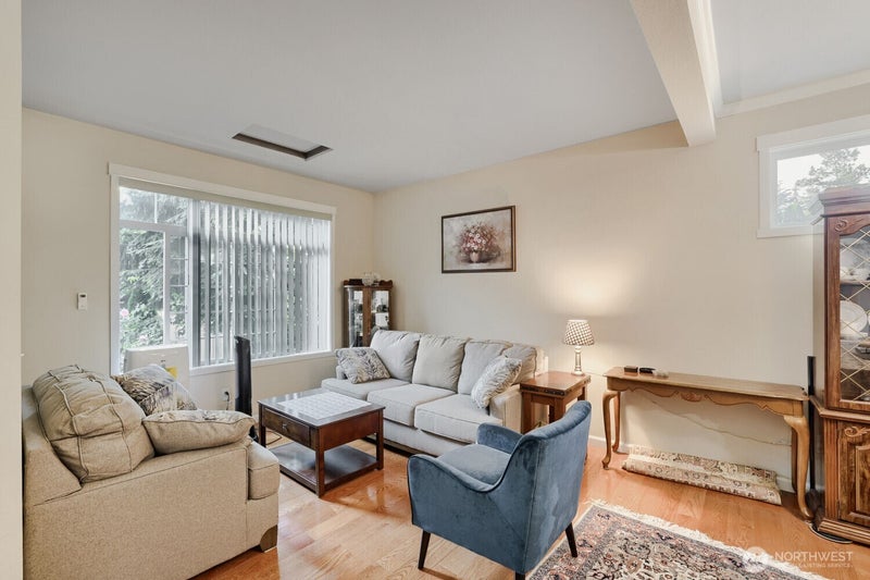 14505 Meridian Place W