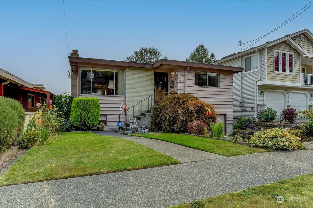 Photo of 2818 Harris Place S, Seattle, WA 98144 (MLS # 2149032)