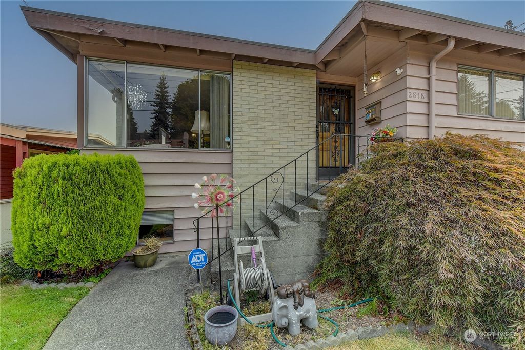 Photo of 2818 Harris Place S, Seattle, WA 98144 (MLS # 2149032)