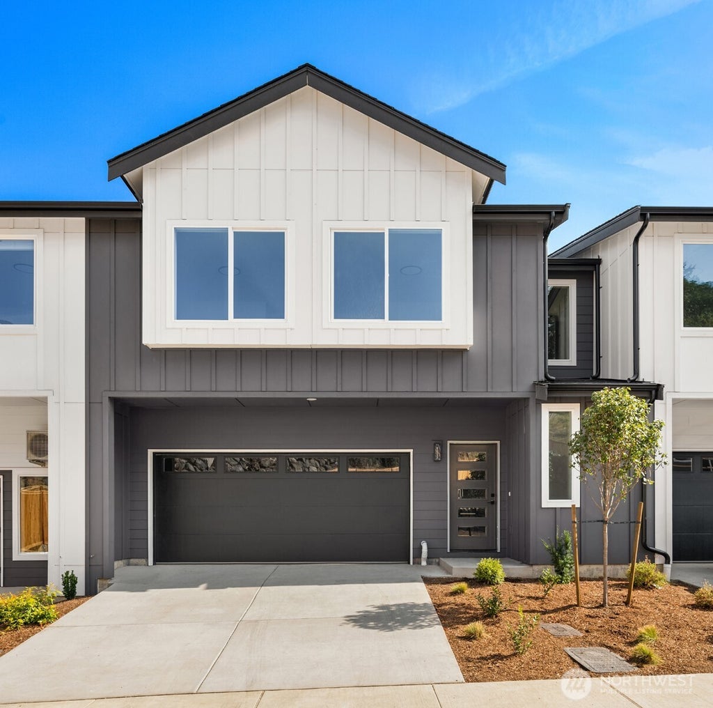 Photo of 5814 Lowell Larimer Road A2 Rd, Everett, WA 98208 (MLS # 2572279)