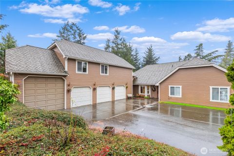 Photo of 3836 Bay Lane, Anacortes, WA 98221 (MLS # 2464581)