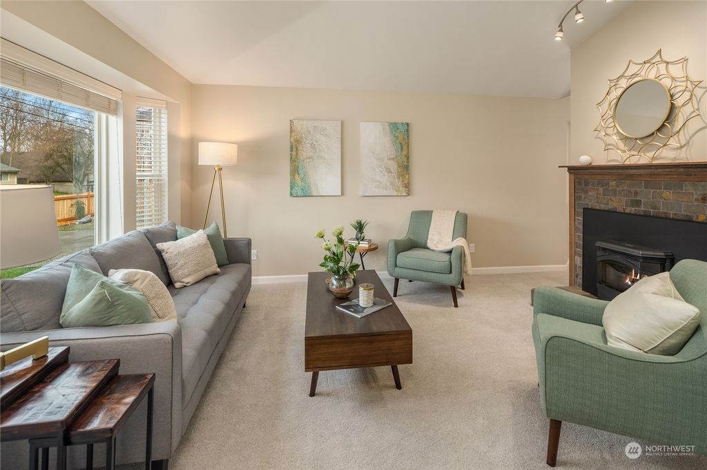 Photo of 5616 18th Avenue SW, Seattle, WA 98106 (MLS # 2038017)
