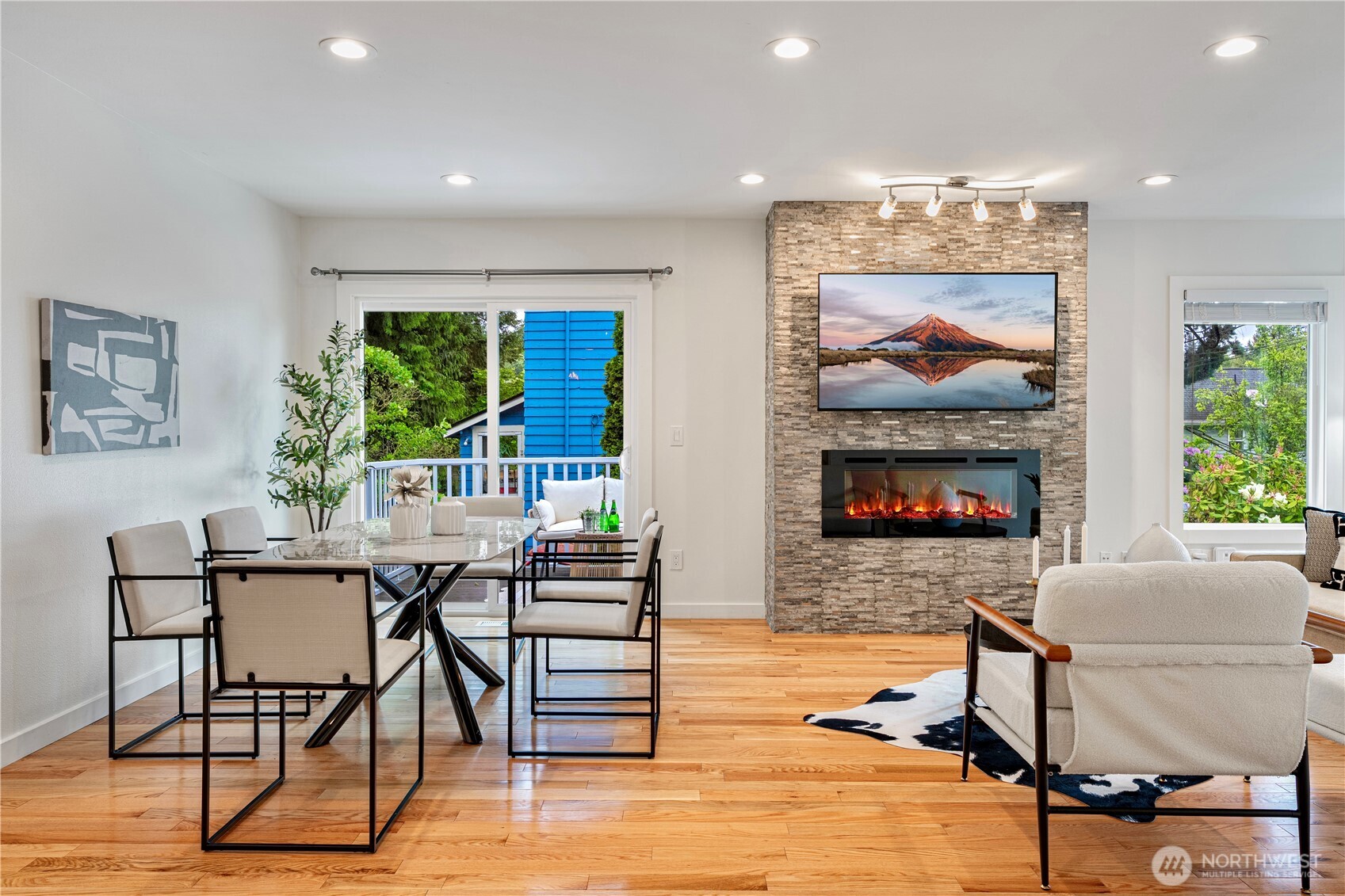 2333 NE 94th Street