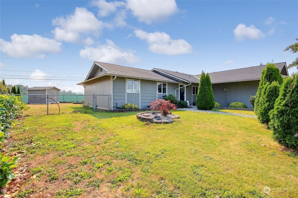Photo of 10913 54th Dr NE Dr, Marysville, WA 98271 (MLS # 2265214)
