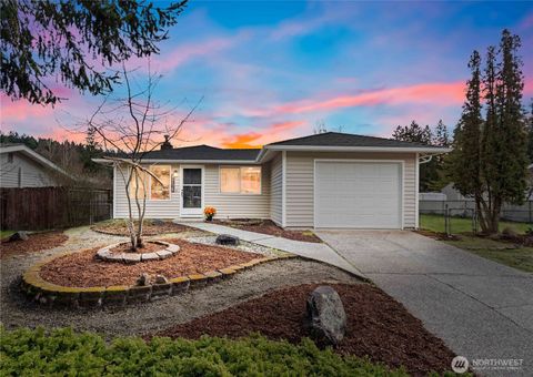 9216 Madrone Circle W University Place WA 98467