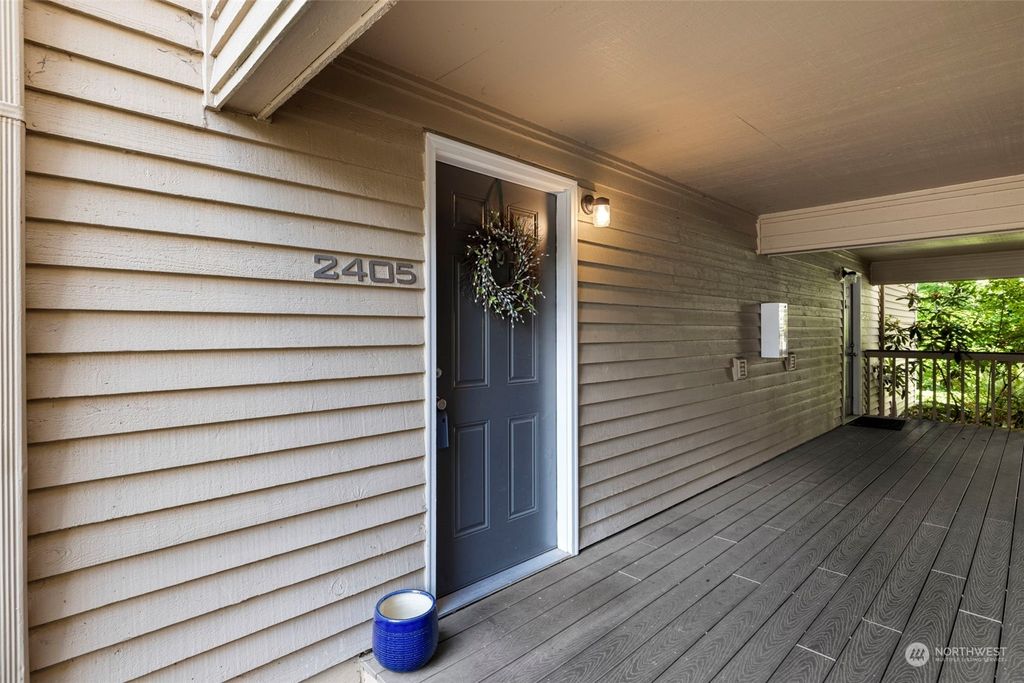 Photo of 23911 12th Place S #2405, Des Moines, WA 98198 (MLS # 2326001)
