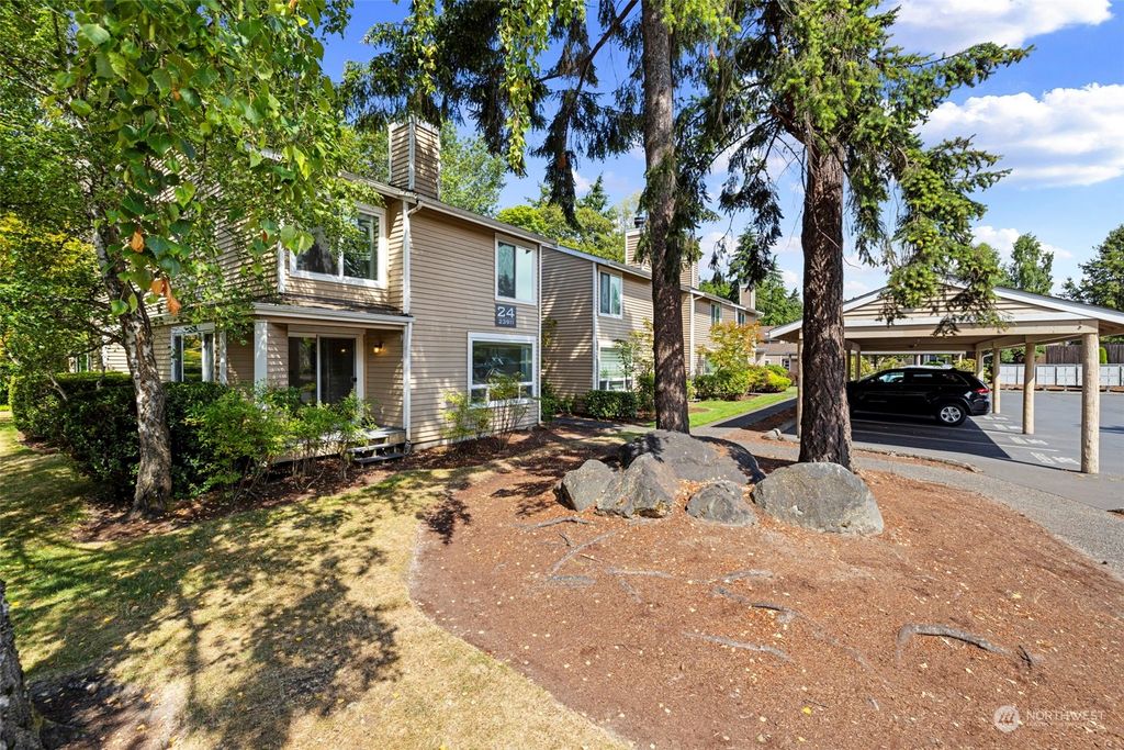 Photo of 23911 12th Place S #2405, Des Moines, WA 98198 (MLS # 2326001)