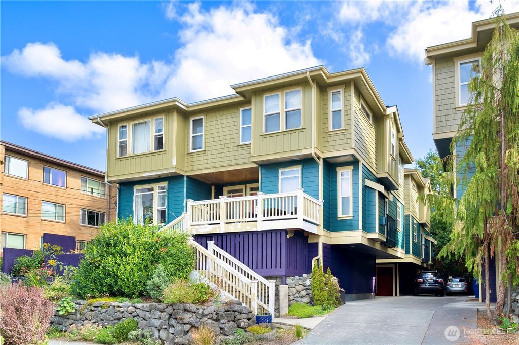 Photo of 422 Federal Ave E Ave #B, Seattle, WA 98102 (MLS # 2457539)