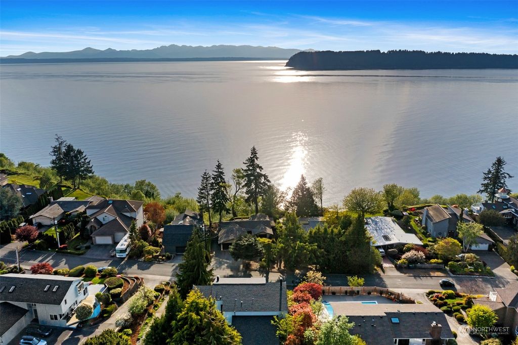 Photo of 10413 Marine View Drive, Mukilteo, WA 98275 (MLS # 2059990)