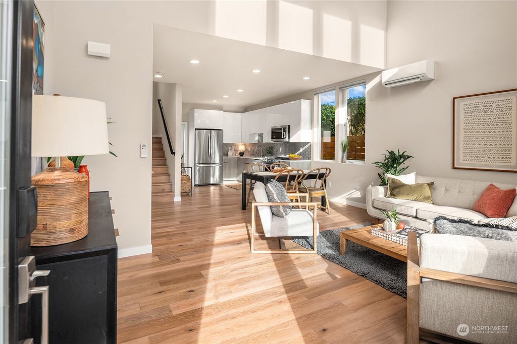 Photo of 4406 SW Holly Street, Seattle, WA 98136 (MLS # 2198041)