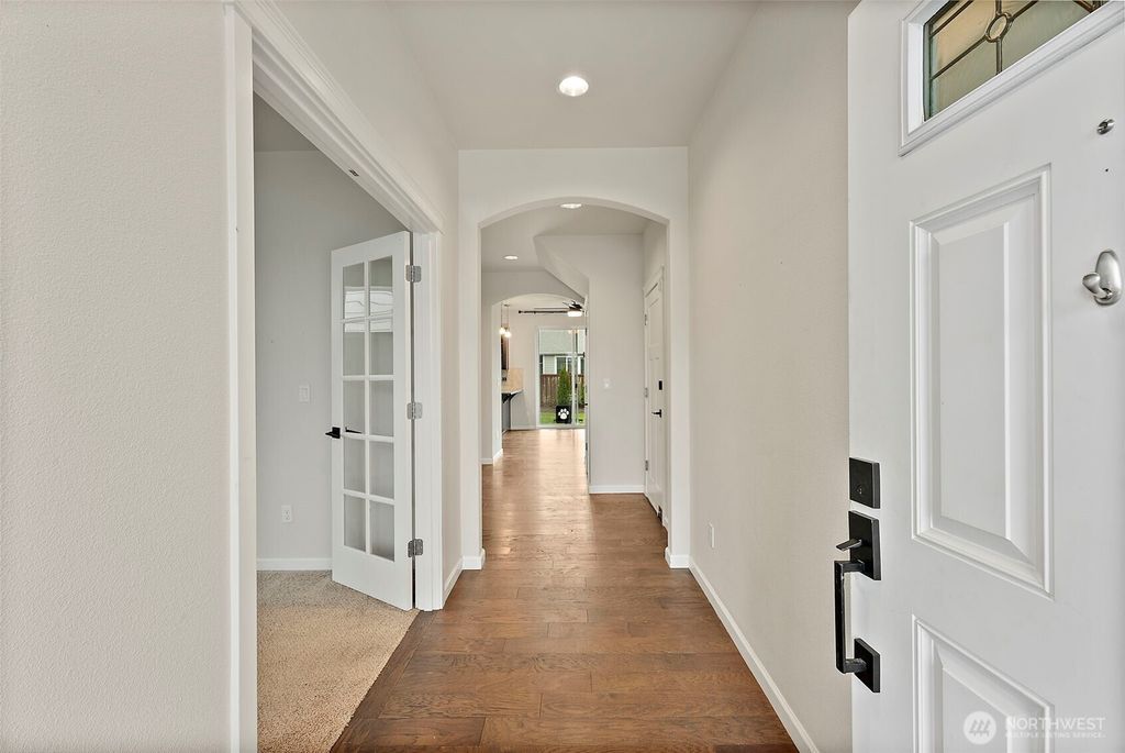 Photo of 806 Mandee Street SE, Lacey, WA 98513 (MLS # 2494349)