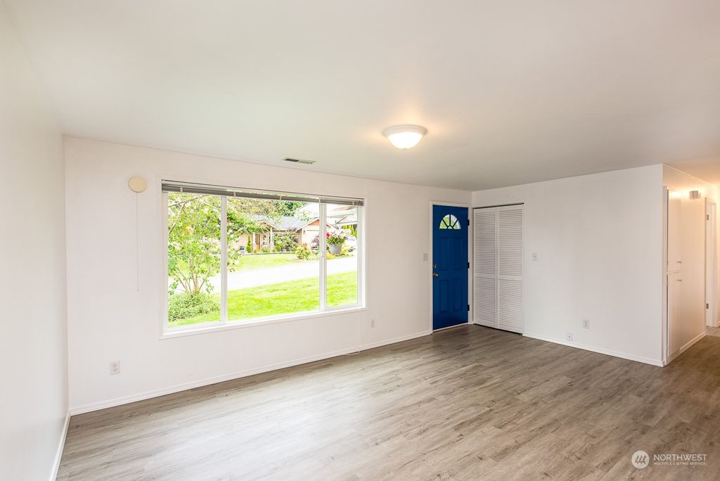 Photo of 2512 197th Place SW, Lynnwood, WA 98036 (MLS # 2330112)