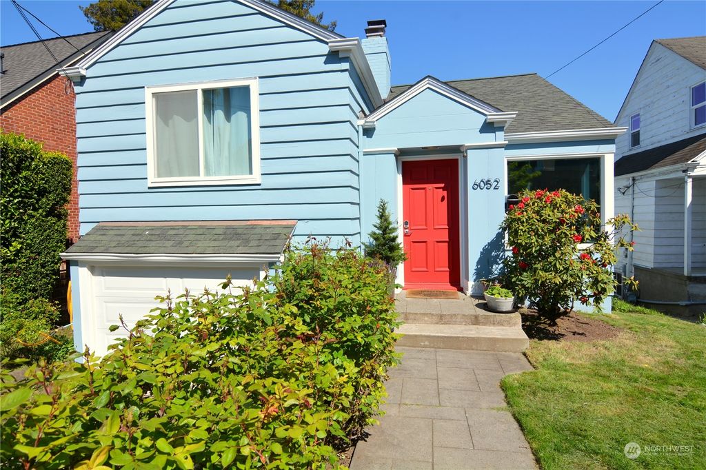 Photo of 6052 35th Avenue NE, Seattle, WA 98115 (MLS # 2233295)