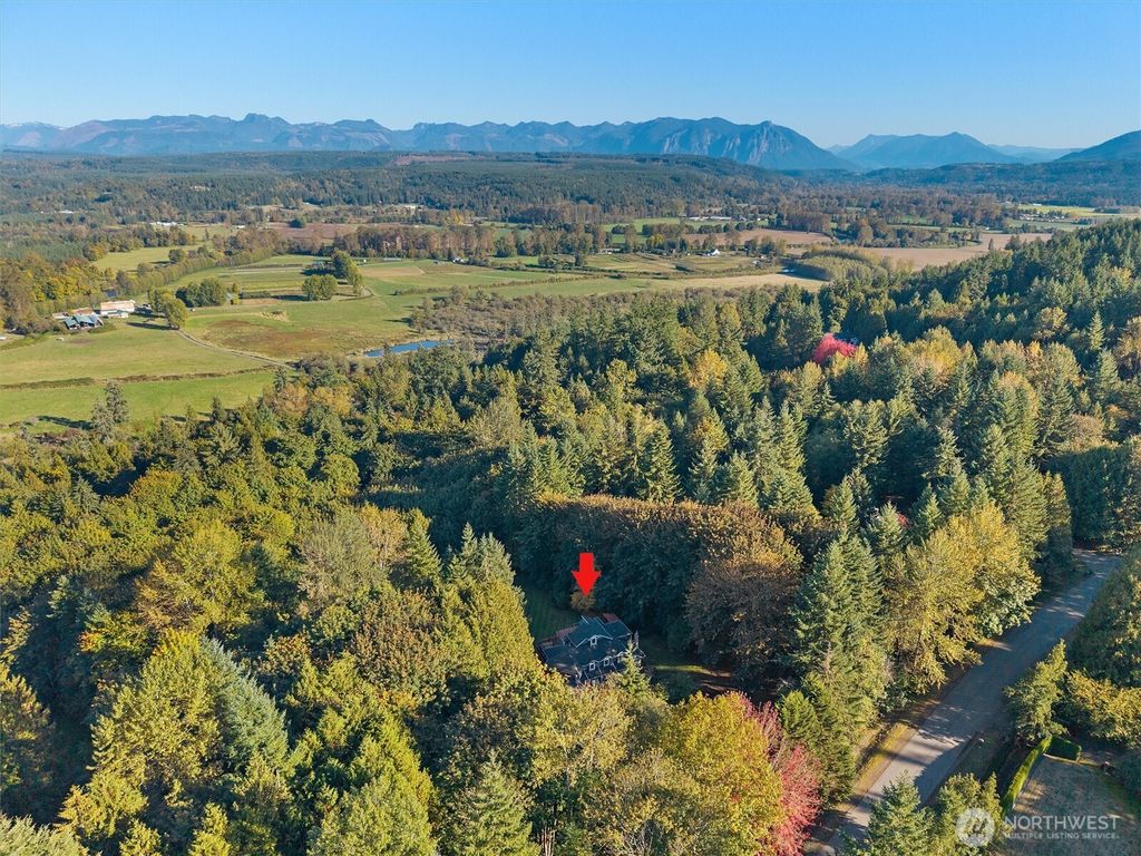 Photo of 36 292nd Avenue NE, Fall City, WA 98024 (MLS # 2443486)