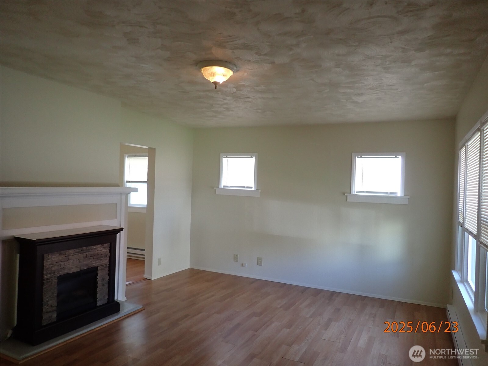 506 E 5th Street