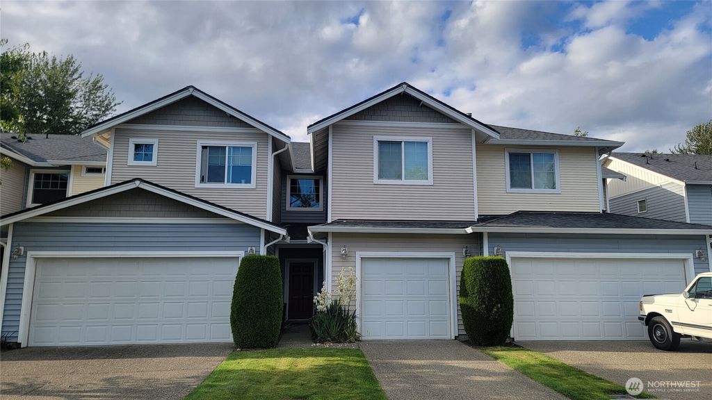 Photo of 1317 52nd Street NE, Auburn, WA 98002 (MLS # 2402242)