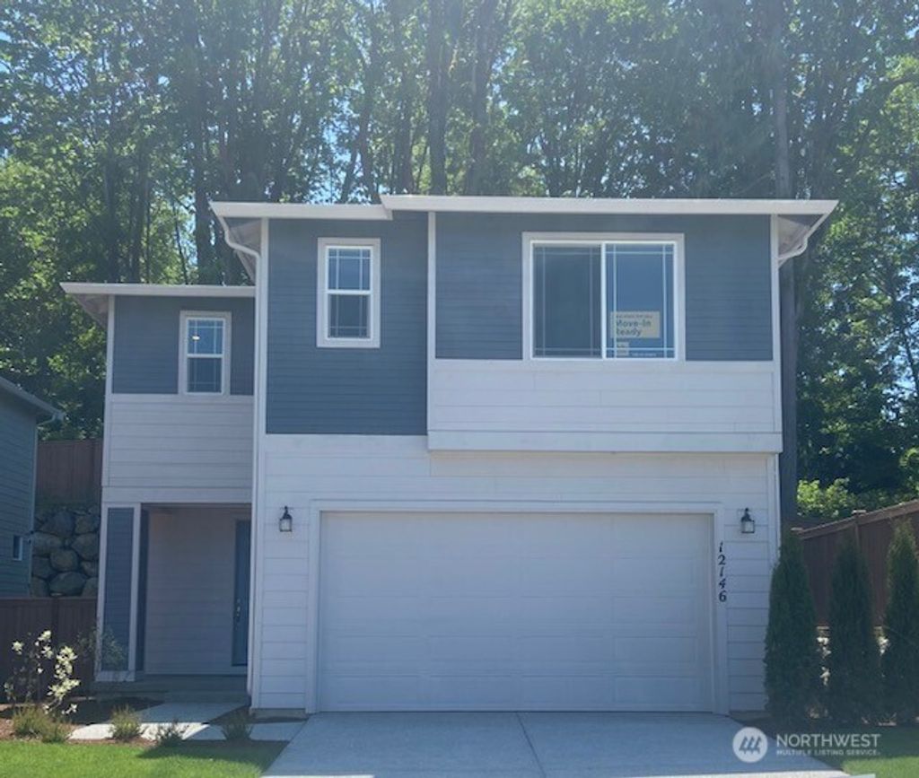 Photo of 12146 15th Court SE #13, Lake Stevens, WA 98258 (MLS # 2311327)