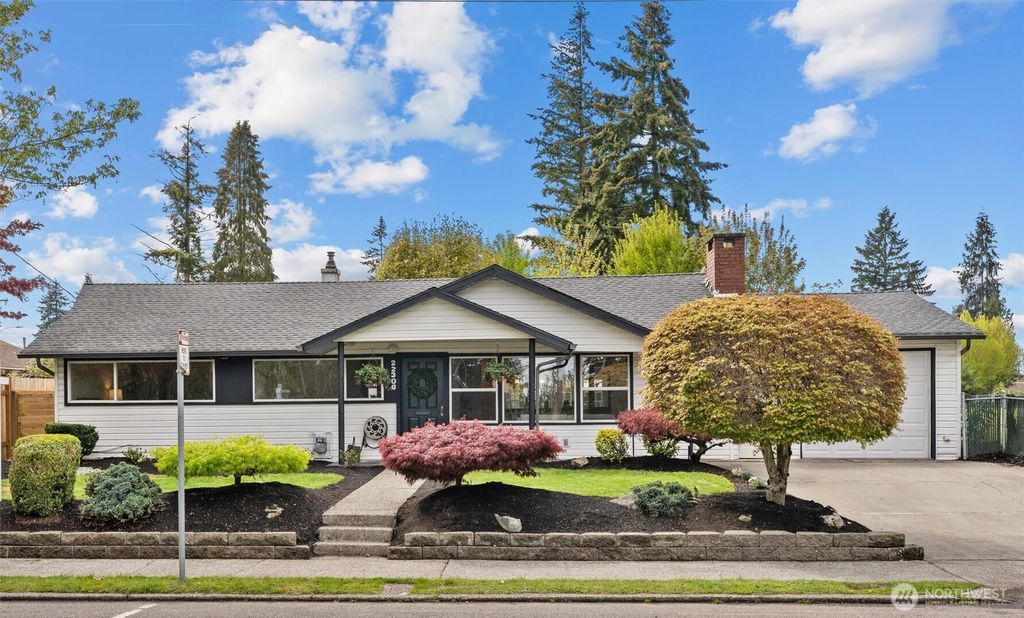 Photo of 22306 56th Avenue W, Mountlake Terrace, WA 98043 (MLS # 2363411)