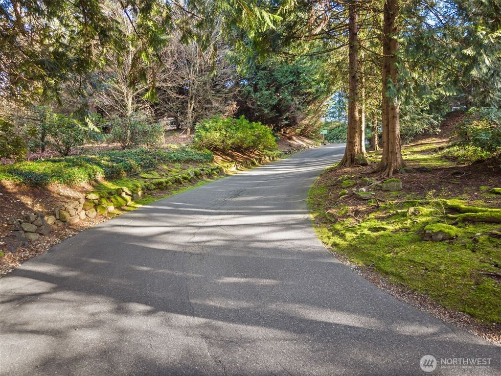 Photo of 4605 56th Street NW #1B, Gig Harbor, WA 98335 (MLS # 2470506)