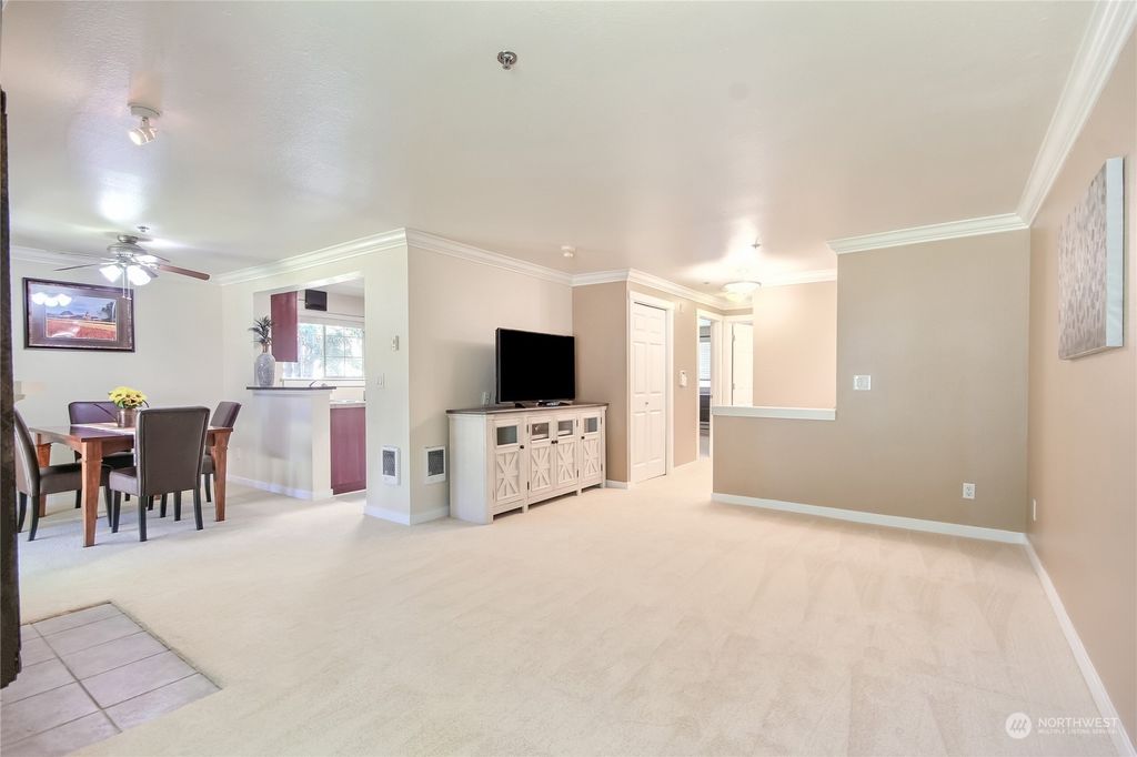 Photo of 28300 18th Avenue S #E104, Federal Way, WA 98003 (MLS # 2266928)