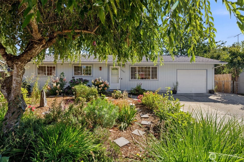 15827 NE 110th Street