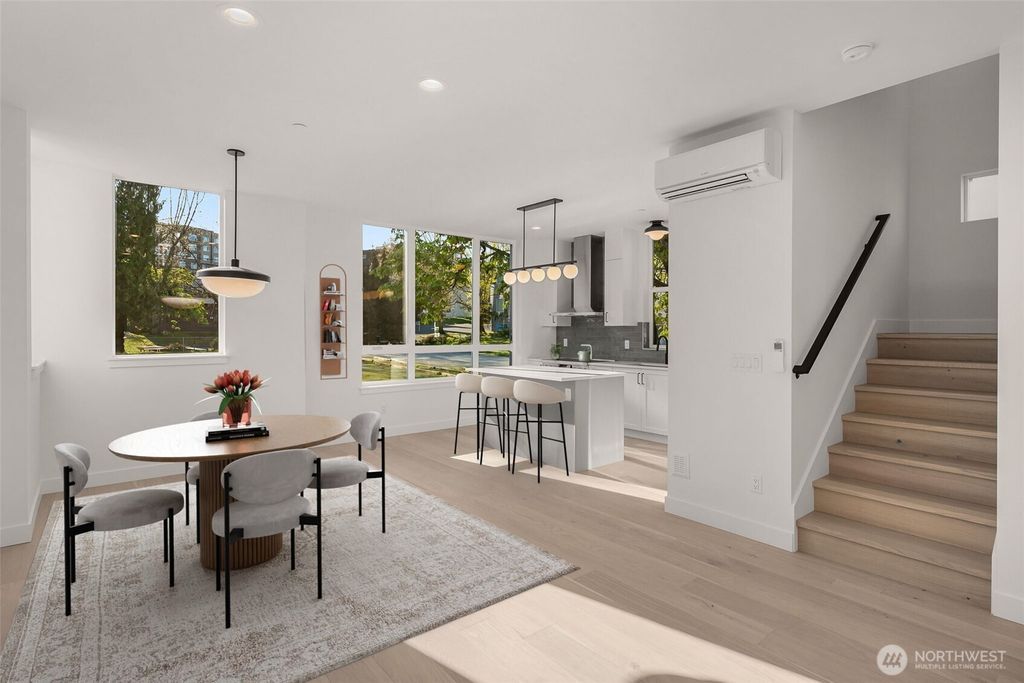 Photo of 1625 A 21st Avenue, Seattle, WA 98122 (MLS # 2398735)