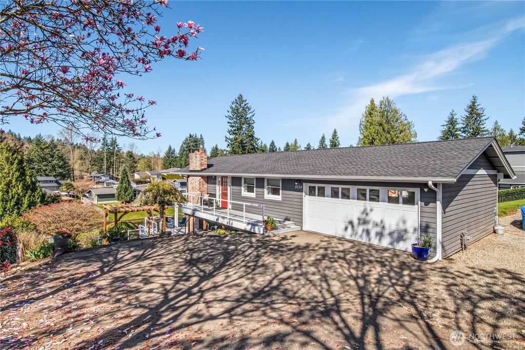 Photo of 5114 Jenks Point Way E, Lake Tapps, WA 98391 (MLS # 2508297)