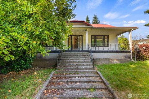 Photo of 212 SE Cowlitz Road, Winlock, WA 98596 (MLS # 2398854)