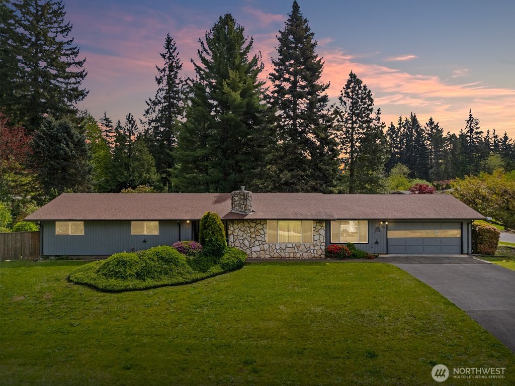 Photo of 2106 Eastside Street NE, Olympia, WA 98506 (MLS # 2521034)